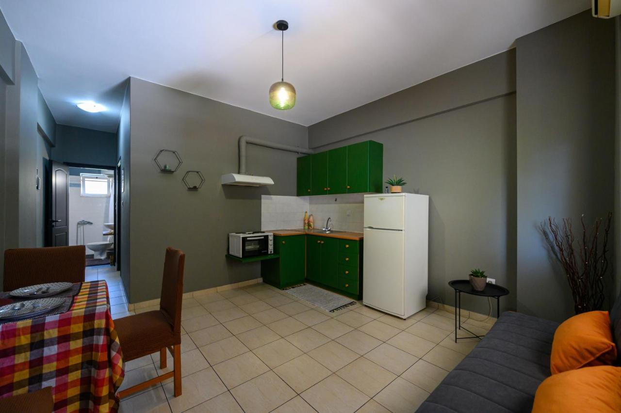 Rea Apartment II "1Minute From The Beach" 卡拉马塔 外观 照片