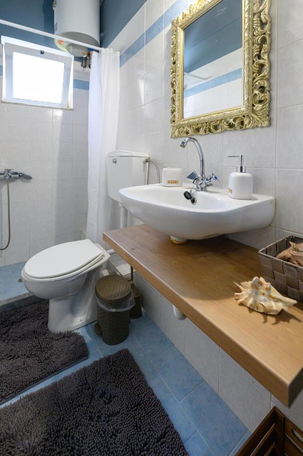 Rea Apartment II "1Minute From The Beach" 卡拉马塔 外观 照片